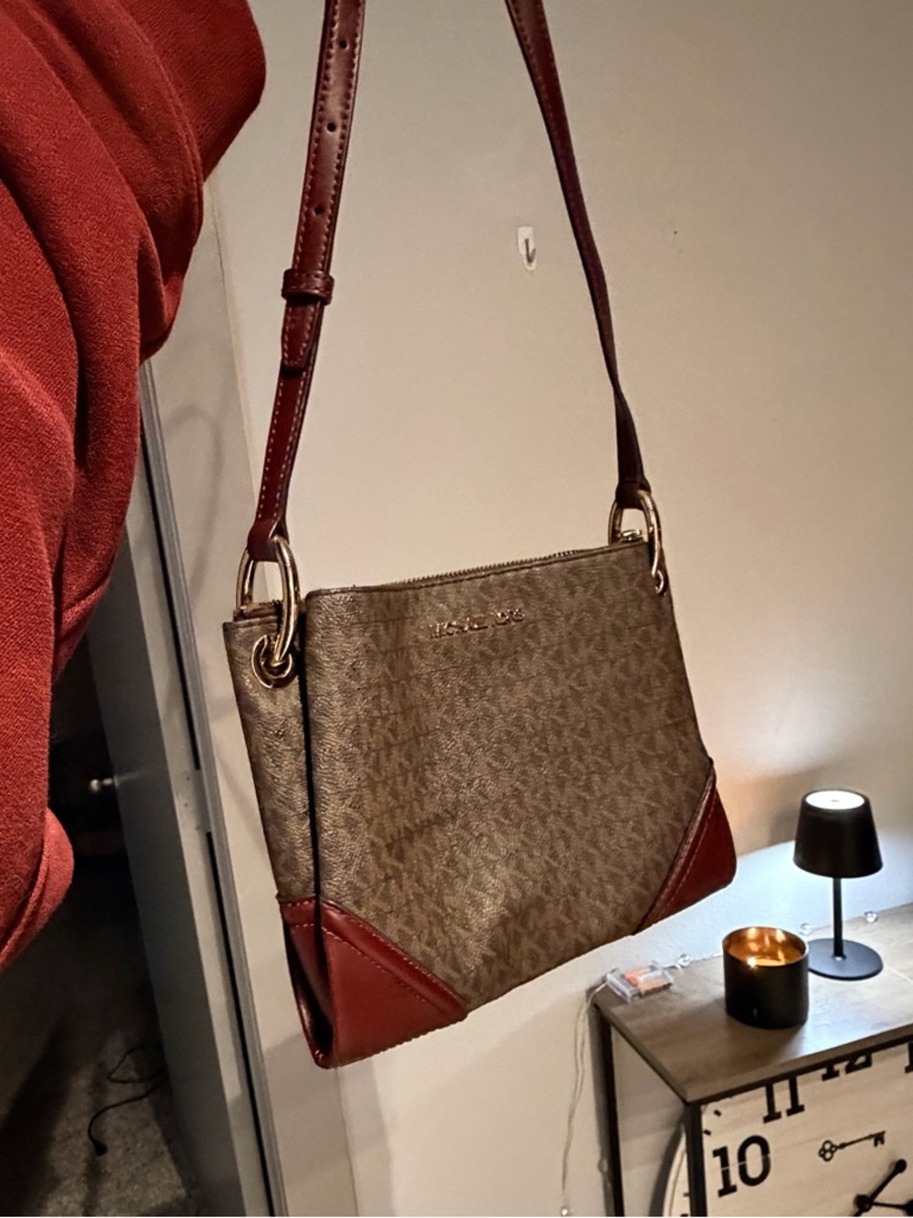 Michael Kors Brown Monogram Jet Set Logo Crossbody with Burgundy Accents - Picture 4 of 16